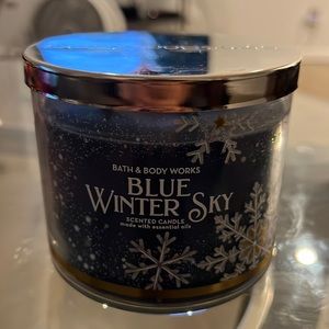 Bath & Body Works Blue Winter Sky Candle